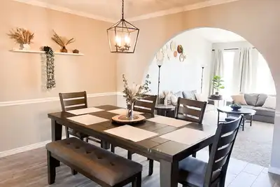 Image de Cozy, Boho Chic, North Phoenix home with pool! Centrally Located!