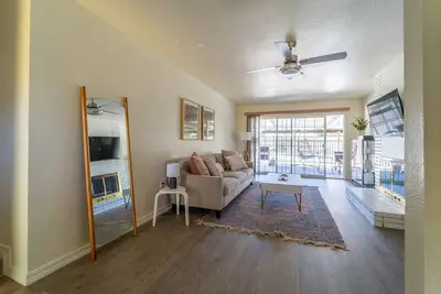 Image de 3 beds + bunk bed with pool