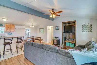 Monticello Home w/ Deck & Fire Pit < 1 Mi to Water