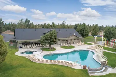 Image de Golfer's Dream 3 Bedroom 2 Bath Condo at Eagle Crest!