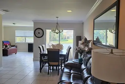 Image de Charming 3-bedroom house in wonderful Lauderhill with Ac, WiFi