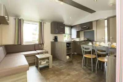 Image de Mobil-home Standard 39m² - 3 chambres - Terrasse - Tv 6 personnes