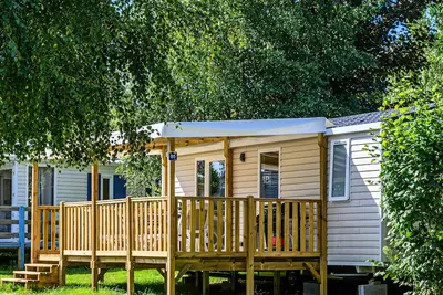 Image de Mobil-home Premium 28m² - 2 chambres - terrasse couverte - Tv + draps + serviettes 5 personnes