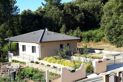 Image de Maison Paradisanu au cœur des montagnes, à deux pas des sentiers de randonnée