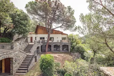 Image de Maison de vacances 'Casa Gran' avec vue sur les montagnes, terrasse privée et Wi-Fi