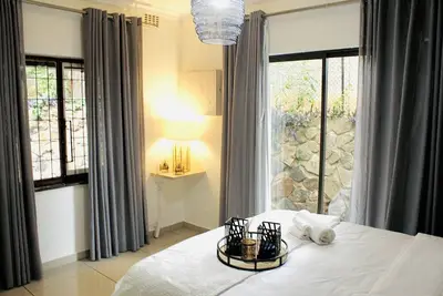 Image de Stunnning 1-Bed Apartment in Sandton