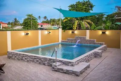 Image de 3 Bedroom, 5 Bathroom Beach House in Mayaro