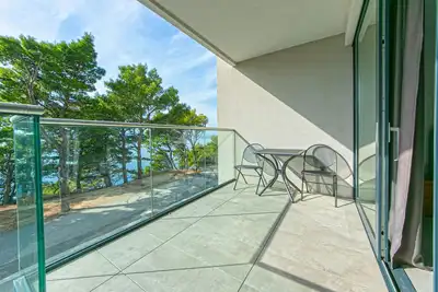 Image de Garçonnière avec la terrasse et la vue sur le mer Brela, Makarska (As-19834-b)