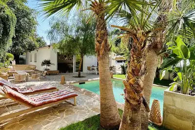 Image de Maison avec piscine 10 couchages(4/5 chambres) /proximité Jo /Marseille 13007