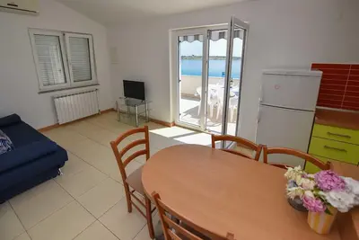 Image de Apartment on second floor with sea view