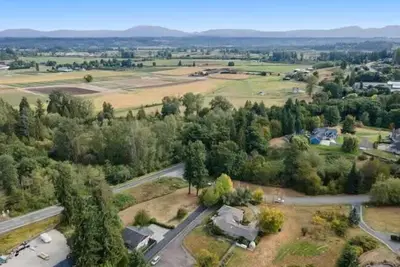 Image de Pet Friendly and Spacious Valley View Family Home