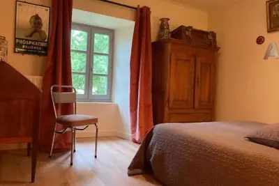 Image de Corps de Ferme pour 10 personnes.