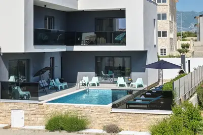 Image de Pool Villa Vistamar Ii