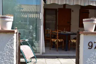 Image de Maison familiale climatisée 4 pièces, 6 couchages, à 100m de la plage - Gruissan Les Ayguades