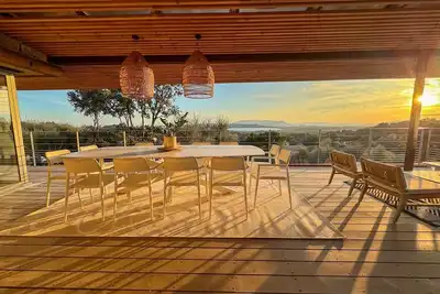 Image de Luxueuse Bergerie 7 chambres, vue mer et proche plage Cabanon Bleu, St Cyprien.