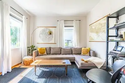 Image de 2br/1ba Gorgeous Home and Private Gardens - First Hill/ Central District