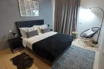 Image de Appartement Confortable Dans le Centre et Spacieux 2 Chambres