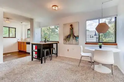 Image de Olde Town Loft-Like 2bed/1bath\n\n