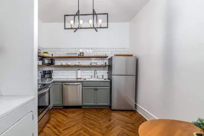 Image de Boutique 3-Bedroom Suite in Downtown Salem