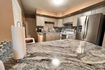 Image de Cozy 3br2ba Entire Place Comfort