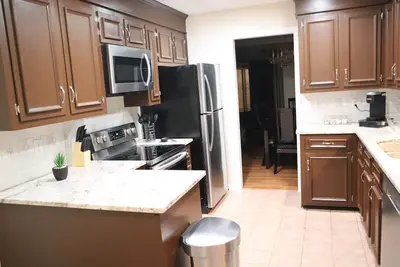 Image de Charming 3-Bed Retreat near Downtown Charleston