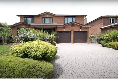 Image de Beautiful 4 Br Home by Sherway Gardens, Lakeshore