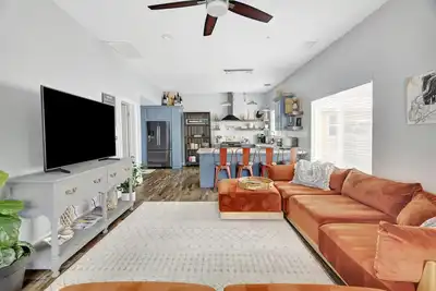 Image de Cactus Casa - Pet, king bed, wlk2DT, Chef's kitchen