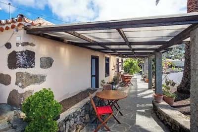 Image de Appartement 'Casa La Podona- B' avec vue sur mer et terrasse partagée