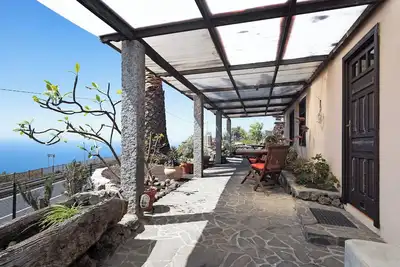 Image de Appartement 'Casa La Podona- A' avec vue sur mer et terrasse partagée