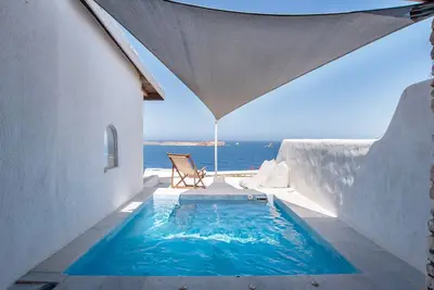 Image de Villa 'Irene's View Villas Seven' avec piscine partagée, terrasse et Wi-Fi