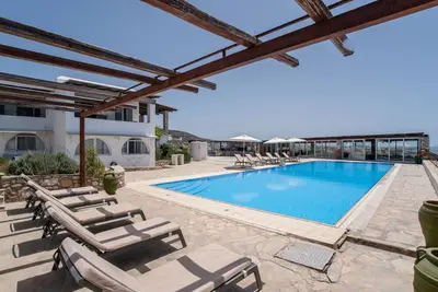 Image de Villa 'Irene's View Villas Seven' avec piscine partagée, terrasse et Wi-Fi