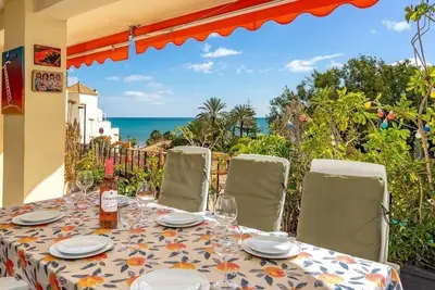 Image de Fuengirola Seaside Bliss: 3 Br with a View
