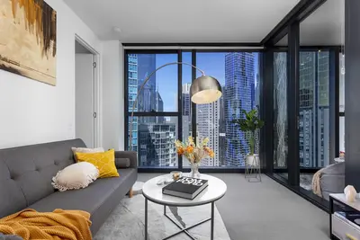 Image de Unique & Spacious Retreat - Cozy Balcony City View