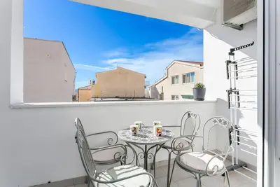 Garçonnière avec la terrasse Tucepi, Makarska (As-22086-a)