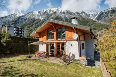 Image de Chalet Arve- Central Chamonix - Sleeps 10 - Alpes Travel