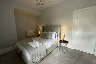 Image de Superior Stay, Pontcanna