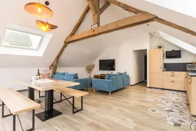 Image de Appartement cosy avec terrasse, proche Mont-Saint-Michel