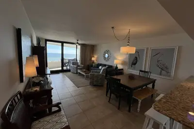 Image de Gulf Front Condo With Stunning Views!