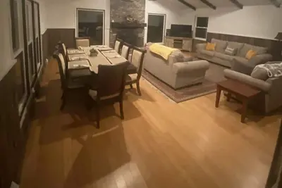 Image de Rustic Mountain Retreat, 5-bedroom  2 bath