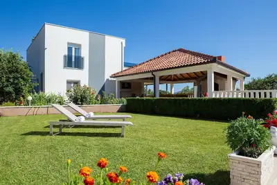 Image de Maison de vacances Blato na Cetini pour 1 - 8 personnes avec 4 chambres Ă coucher - Maison de vacanc
