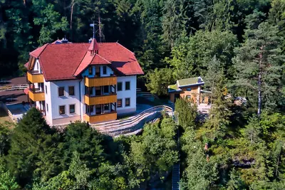 Image de Sandsteinwohnung mit 2 Schlafzimmern, Balkonen und Kamin im Sandsteinidyll