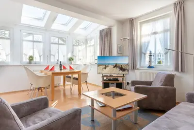 Image de Apartment 20 Villa Eden Binz near the beach, 2 bedrooms, balcony, parking lot