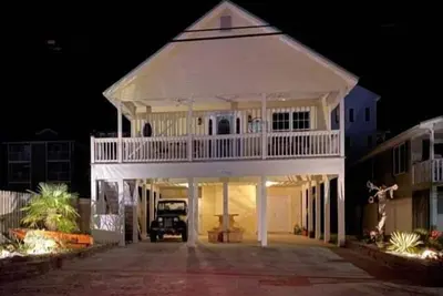 Image de Just for the Shell of it by RedAwning