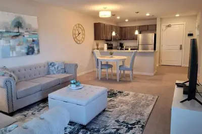 Image de 2-Bedroom apartment in Fenton, Mi with Wi-Fi, Fitness Center, & in-unit Laundry!