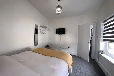 Image de Confort-Maison-Salle de bain privée-Vue sur Rue-Comfort Double 1