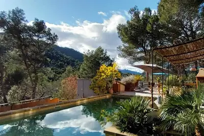 Image de Maison climatisée et piscine en Provence