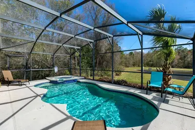 Image de Otter's View, near Disney, Davenport. Lake view.