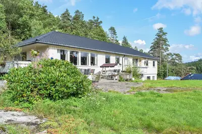 Image de Superbe appartement à Øyslebø avec.