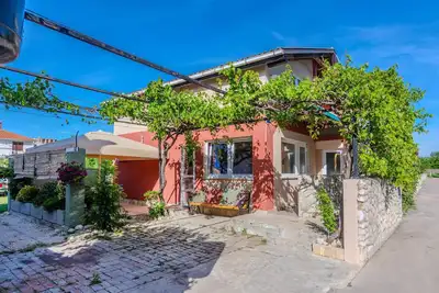 Image de Magnifique appartement à Nin avec WiFi