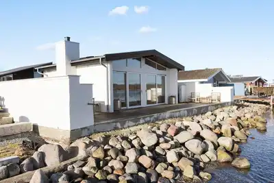 Image de Belle maison à Munkebo avec Wi-Fi